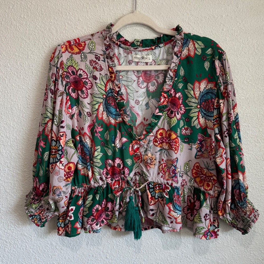 Natural Life Floral Boho Peplum Top Green‎ Pink Tassels Ruffle V-Neck Large Boho - Picture 7 of 9